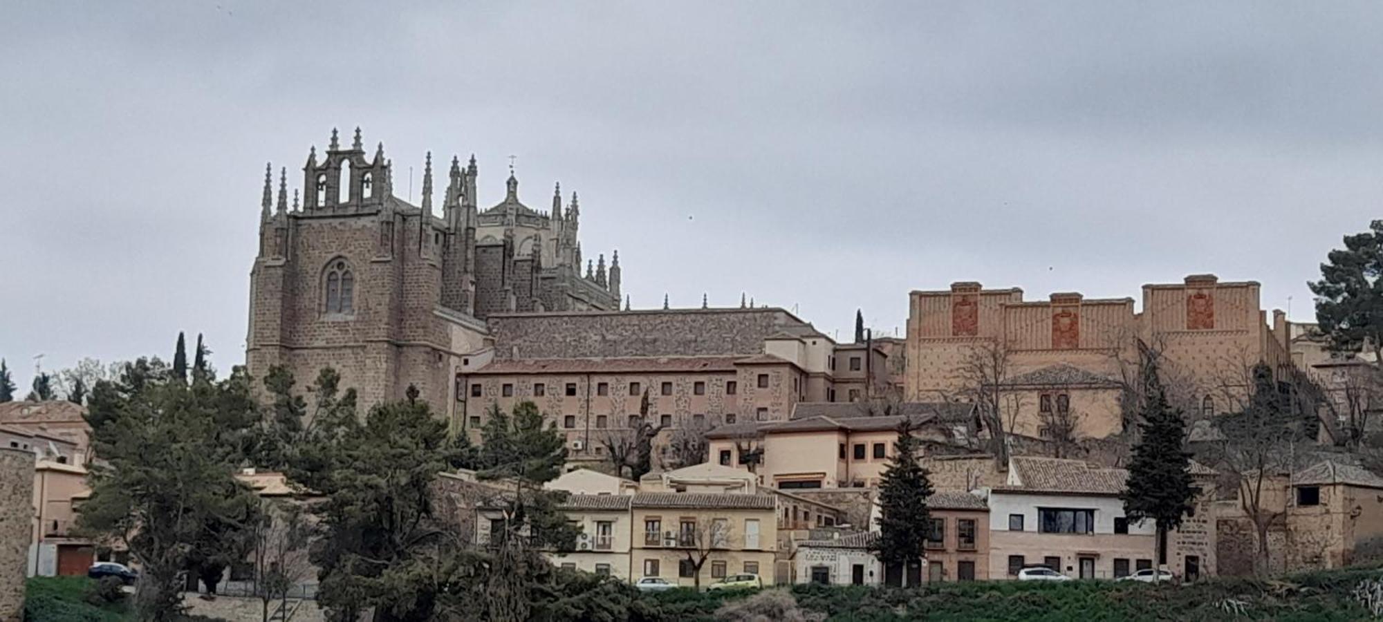Hostal La Campana Toledo Exteriör bild