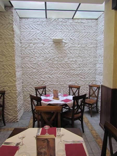 Hostal La Campana Toledo Exteriör bild